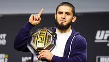 Сэндхаген назвал Махачева одним из самых умных бойцов UFC