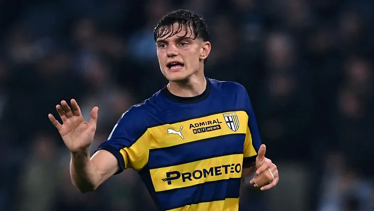 «Ливерпуль» следит за защитником «Пармы» Джованни Леони