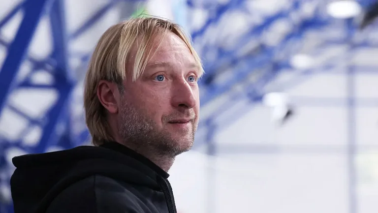 Плющенко устал от скандалов и не будет тренировать Костылеву после шоу в Минске