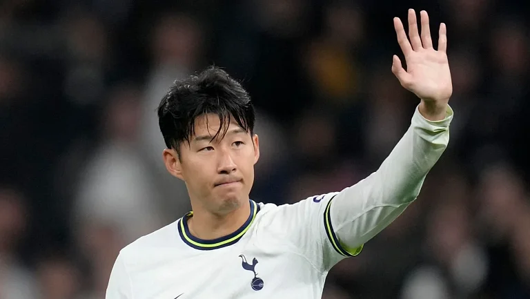 Легенда «Тоттенхэма» Сон Хын Мин покидает АПЛ