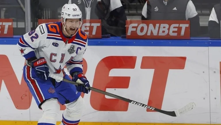 Генеральный менеджер «Авангарда» исключил переход Евгения Кузнецова