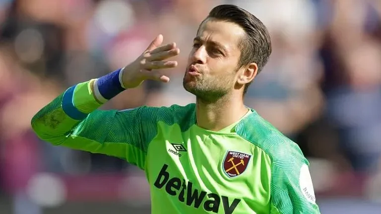 «Вест Хэм» готов подписать Фабианского как свободного агента