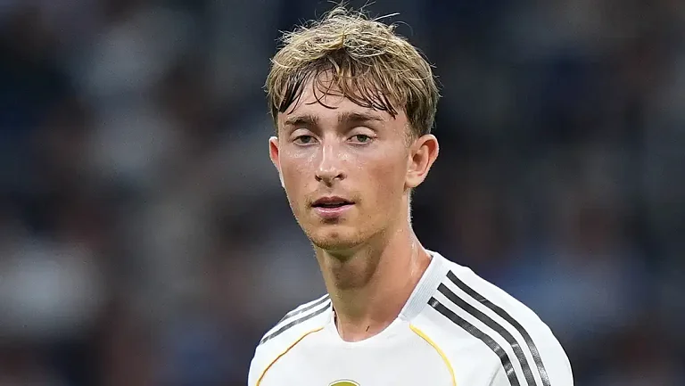 «Реал» потерял Дина Хёйсена из-за дисквалификации