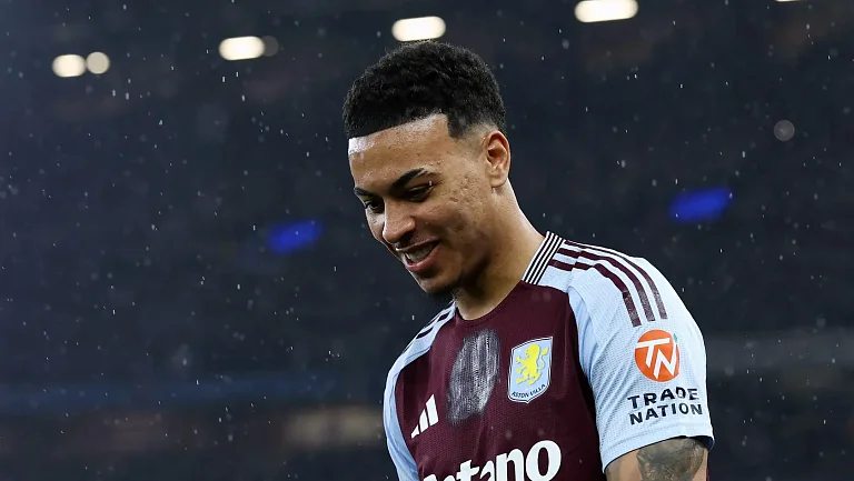 «Челси» намерен подписать форварда «Астон Вилла» Роджерса