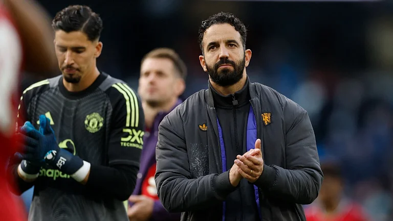 Аморим остаётся в доверии руководства МЮ