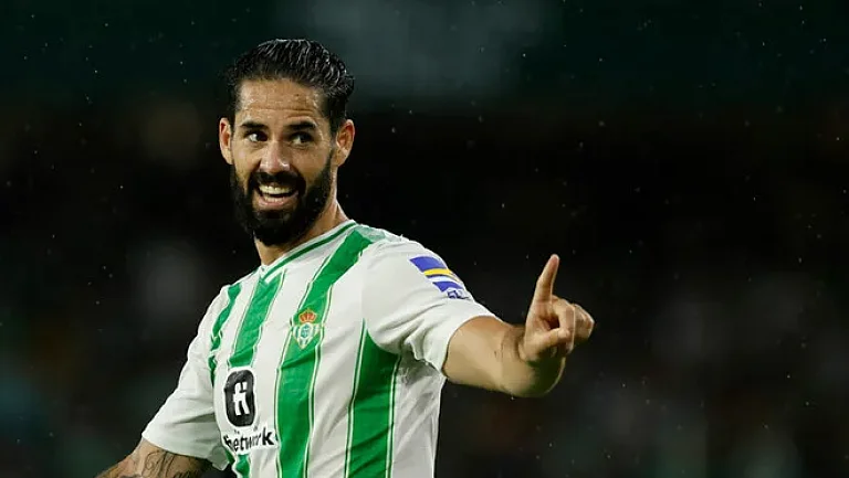 Капитан «Бетиса» поддержал молодого игрока «Малаги»