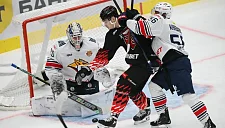 «Авангард» вырвал победу у «Металлурга» в серии буллитов