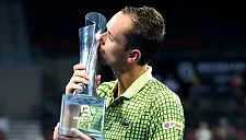 Медведев поднялся на одну строчку в мировом рейтинге ATP после победы в Брисбене