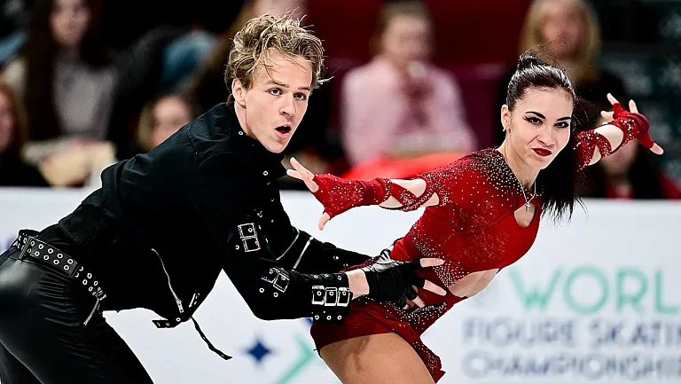 Российский Фигурист Смолкин раскритиковал организацию ОИ-2026