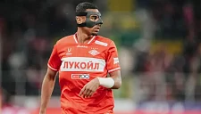 «Спартак» остался в меньшинстве после удаления Джику
