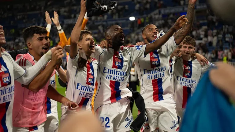 «Лион» оценил своих игроков после ухода ключевых футболистов