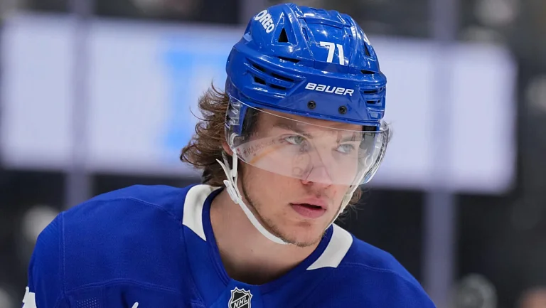 Daily Faceoff включил Заврагина и Гребенкина в топ-таланты «Филадельфии»