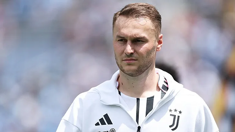 Копмейнерс не сыграл за сборную Нидерландов ни минуты и вернулся в Турин