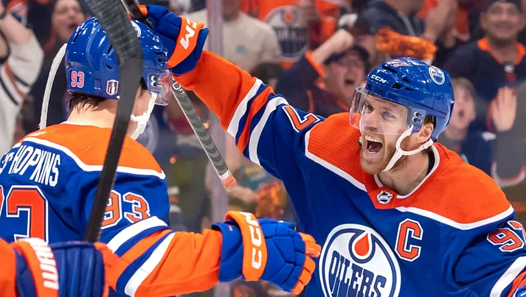 Хет-трик Экхольма помог «Эдмонтону» победить «Анахайм»