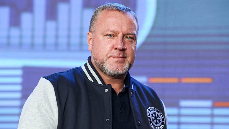 «Сибирь» уволила главного тренера команды Вадима Епанчинцева