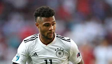 Гнабри сыграет с Северной Ирландией, несмотря на травму руки
