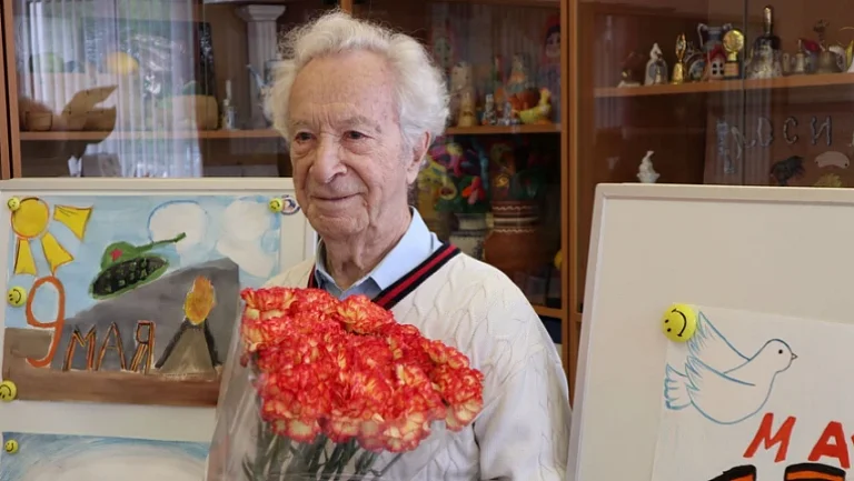 Ветеран ВОВ Колосов нанесёт первый удар по мячу на «Газпром Арене»