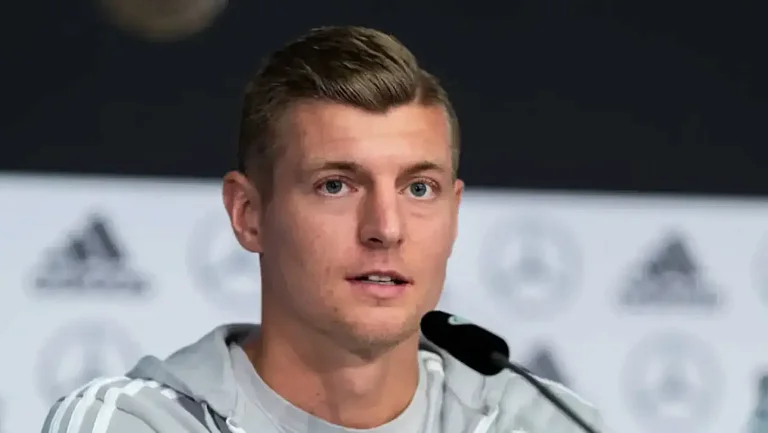 Кроос о трансфере Исакa: «Половина болельщиков не знает, кто это»