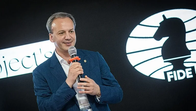 FIDE рассмотрит заявления Крамника о смерти гроссмейстера Народицкого