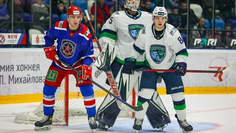 Виноградов отметил 400-й матч победой над «Бураном»