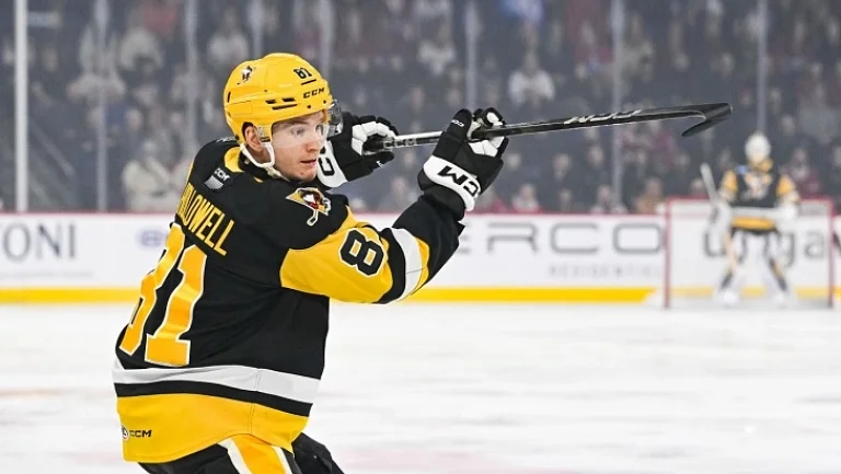 Мак Холлоуэлл оценил фанатов «Торонто» и условия в клубе