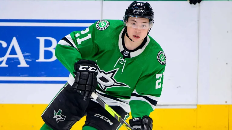 Дэн Розен обсудил возможный обмен Джейсона Робертсона из «Даллас Старз»