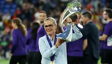 Сарина Вигман празднует победу «Англии» на Евро-2025