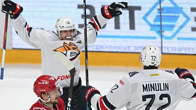 «Металлург» в овертайме обыграл «Локомотив» в матче лидеров конференций