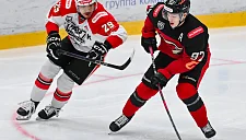 «Омские Крылья» — «Нефтяник»: свежесть против усталости