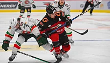 «Ак Барс» одолел «Авангард» в гостевой встрече