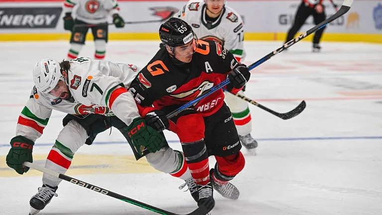 «Ак Барс» одолел «Авангард» в гостевой встрече