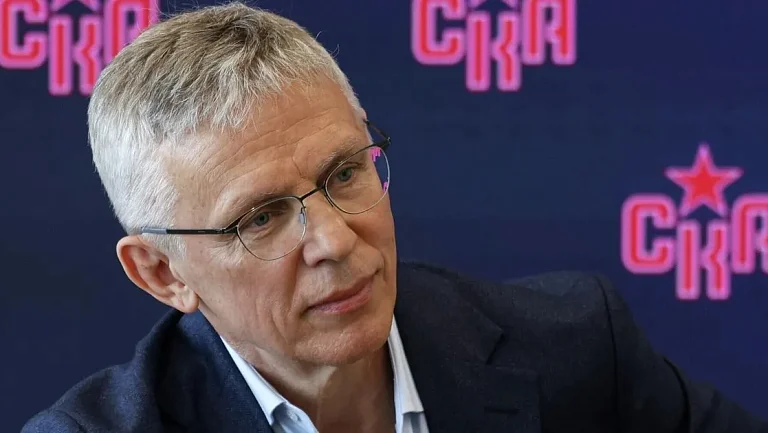 Тренер СКА рассказал, как клубника повлияла на дебютный гол Лутфуллина