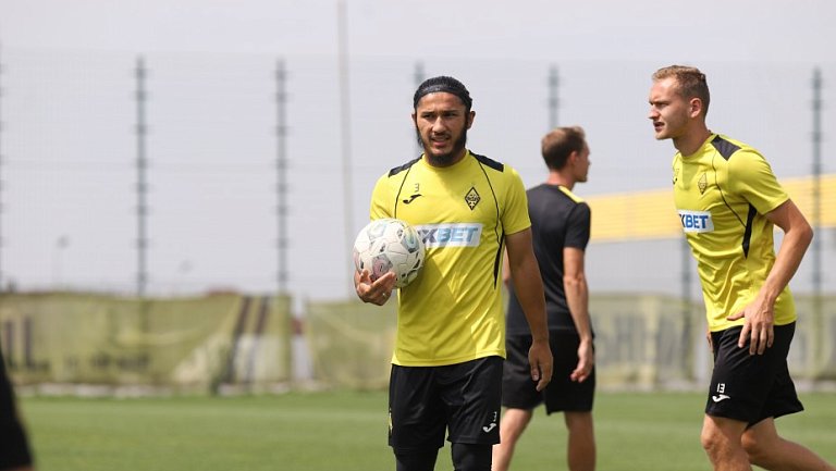 Юлдашев рассказал о своих чувствах после гола Парадеевича в матче с «Амкал»