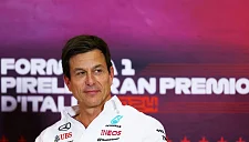 Вольф объяснил неудачи «Мерседеса» с граунд-эффектом