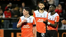 Оборона «Лорьяна» уничтожена «Лиллем» 