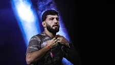 Менеджер Махачева сообщил о вероятном сопернике Армана Царукяна в UFC