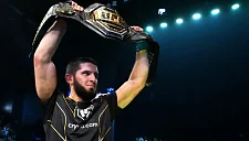 Махачев и Чжан попробуют войти в историю UFC на турнире 16 ноября
