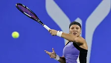 Шнайдер пробилась в финал «пятисотника» в Монтеррее