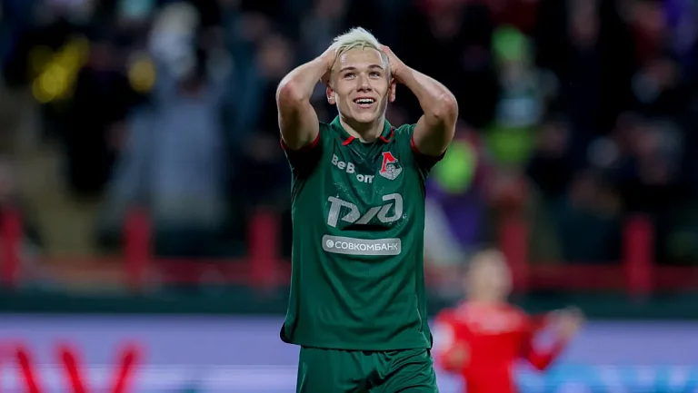 Бубнов рассказал, почему Батраков сильнее Головина 