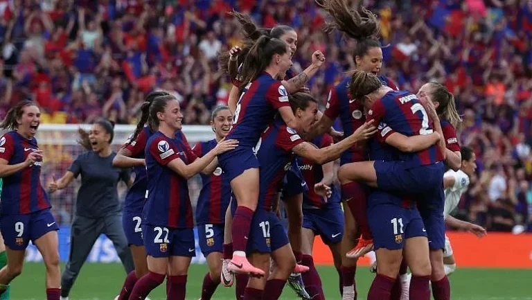 Женская команда «Барселоны» может лишиться ещё нескольких игроков