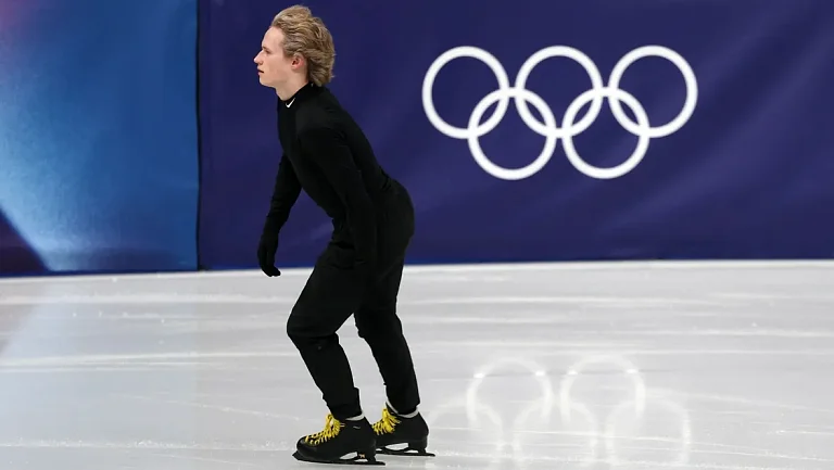 Фигурист Малинин хочет объяснить, почему его мама не приедет на Олимпиаду