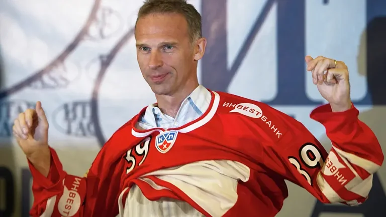 Гашек назвал НХЛ «кровавым соревнованием» из-за выступающих в лиге россиян