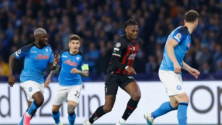 Рафаэл Леау рассказал о наушевшем эпизоде с 7-ю защитниками «Наполи»