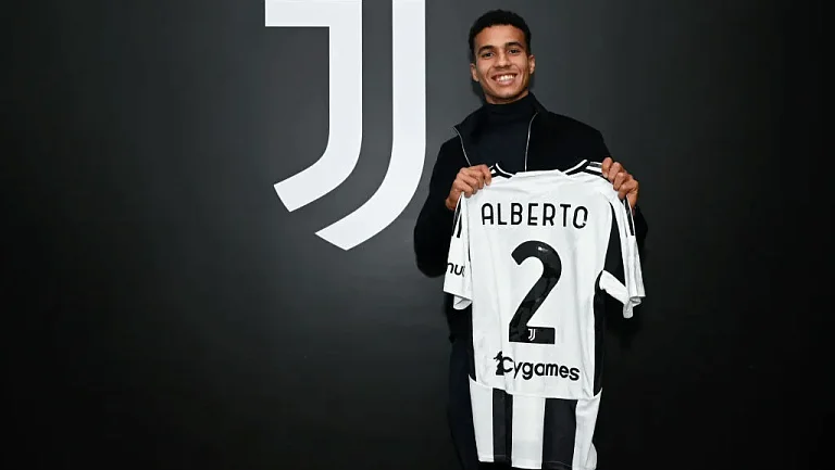 «Ювентус» рассматривает обмен Альберто Косты в «Порту»

