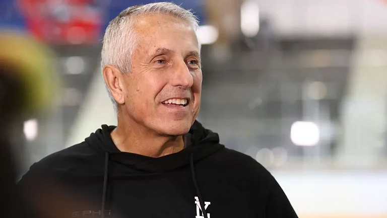 Боб Хартли оценил конкуренцию среди канадских тренеров в сезоне-25/26