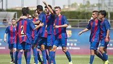 Молодёжь «Барселоны» сыграет с «Расингом» в финале