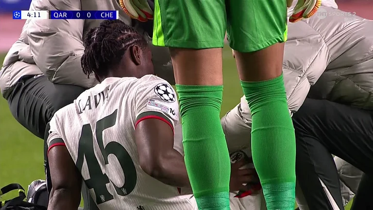 Полузащитник «Челси» Лавиа выбыл на месяц из-за травмы бедра