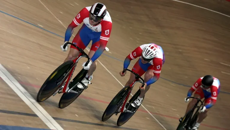 Бурлакова не пустили на ЧМ по велоспорту из-за справки, которой не существует