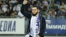 Газизов пригласил Махачева на матчи «Динамо» после победы в UFC