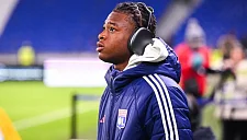 Молебе забивает дважды за юношескую сборную Франции